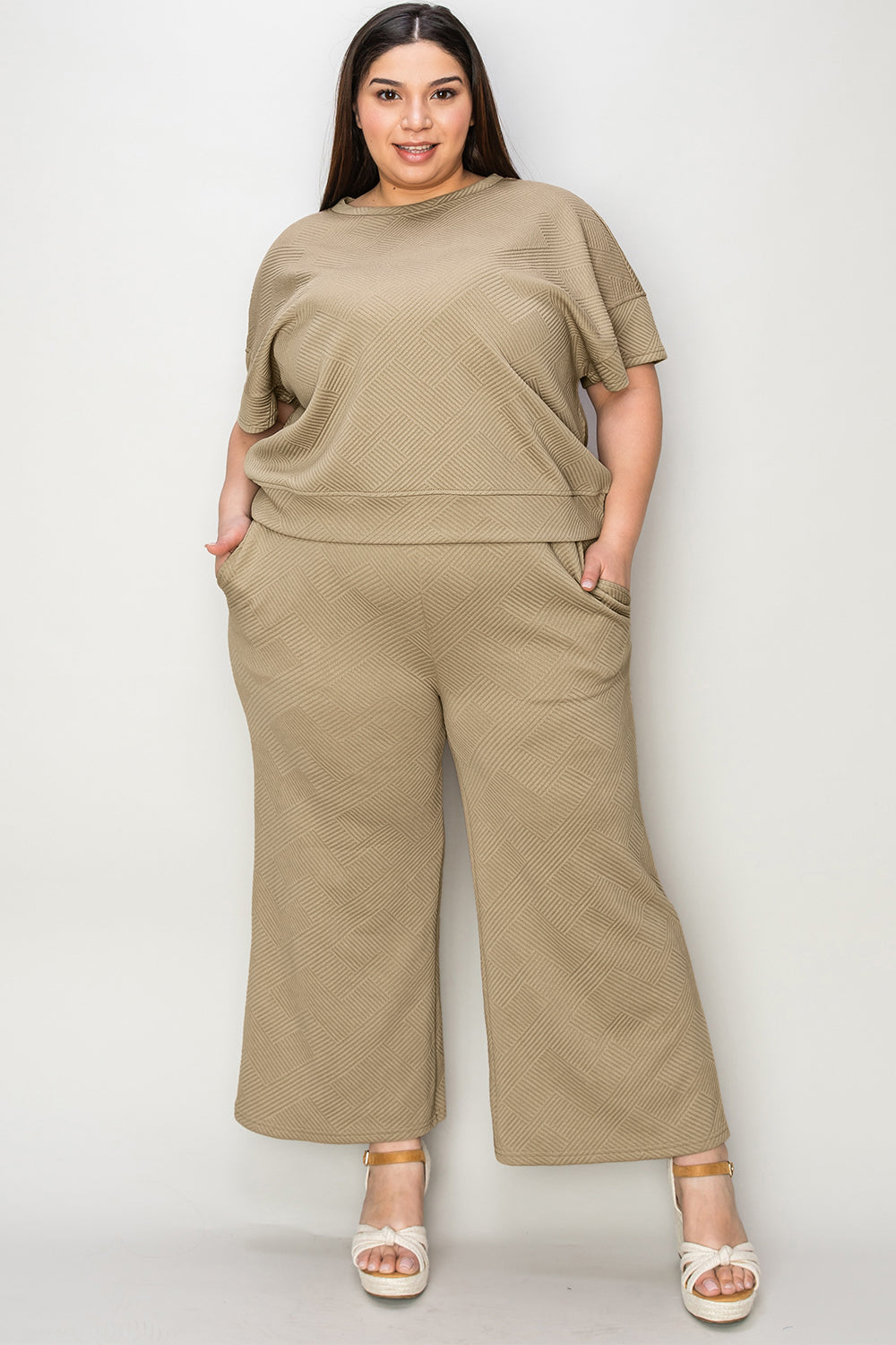Short Sleeve Top and Pants Set