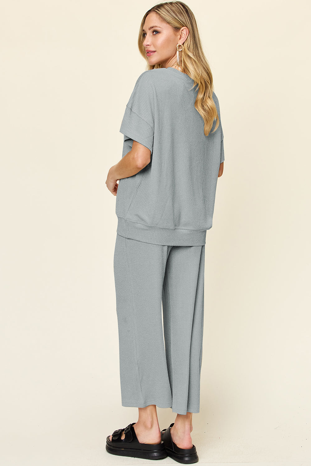 Round Neck Short Sleeve T-Shirt and Wide Leg Pants