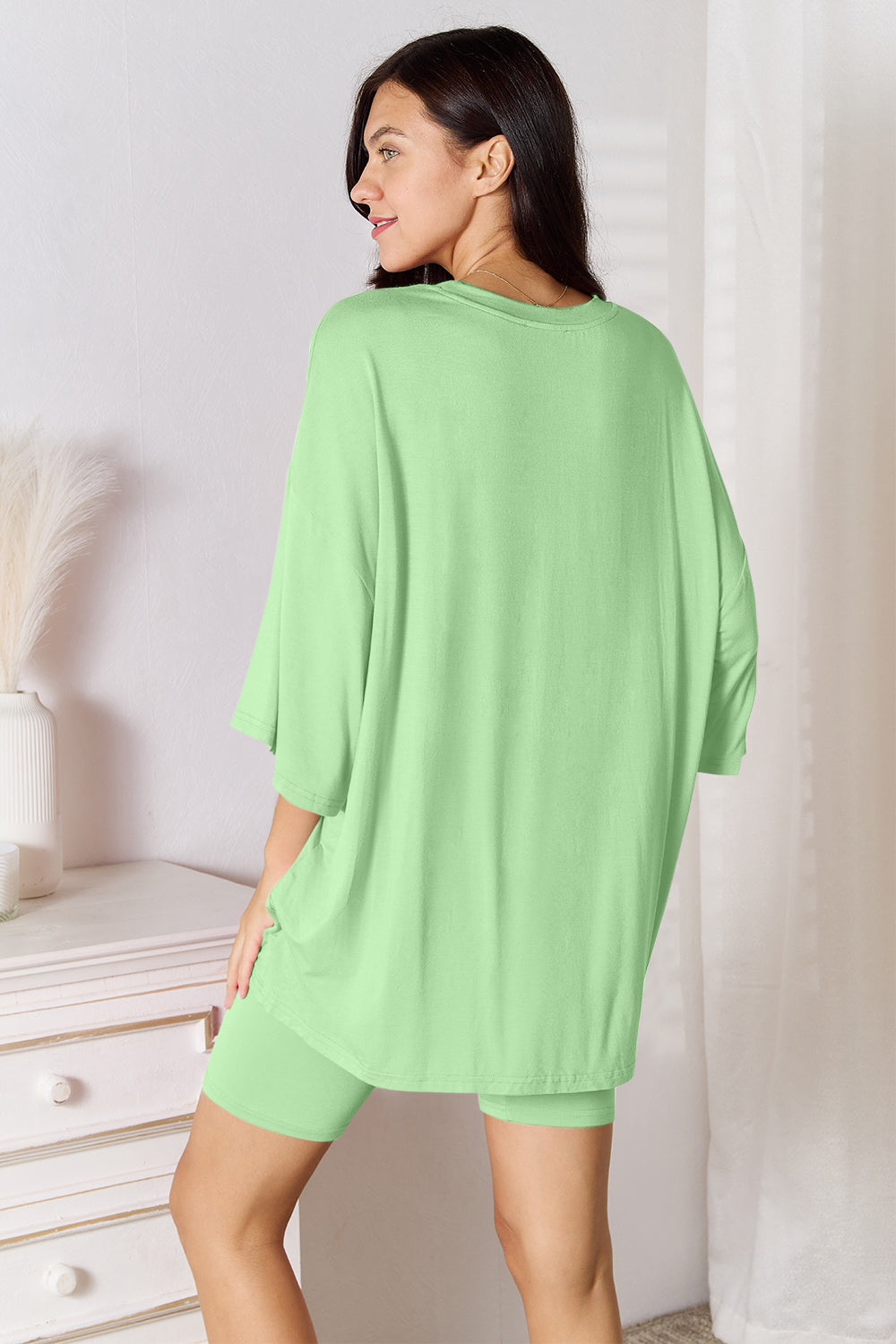 Korean Style Top and Shorts Set/Three-Quarter Sleeve