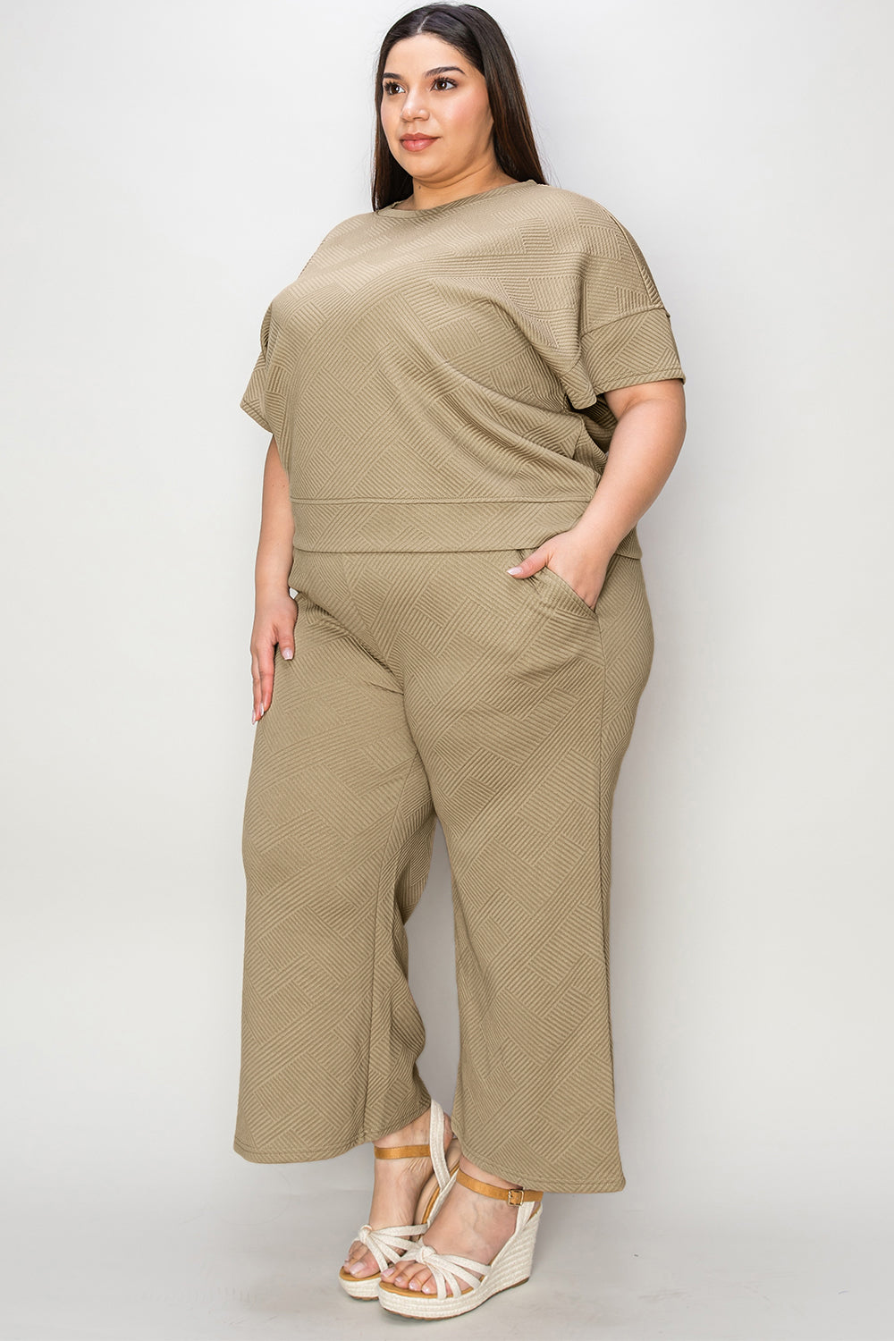 Short Sleeve Top and Pants Set