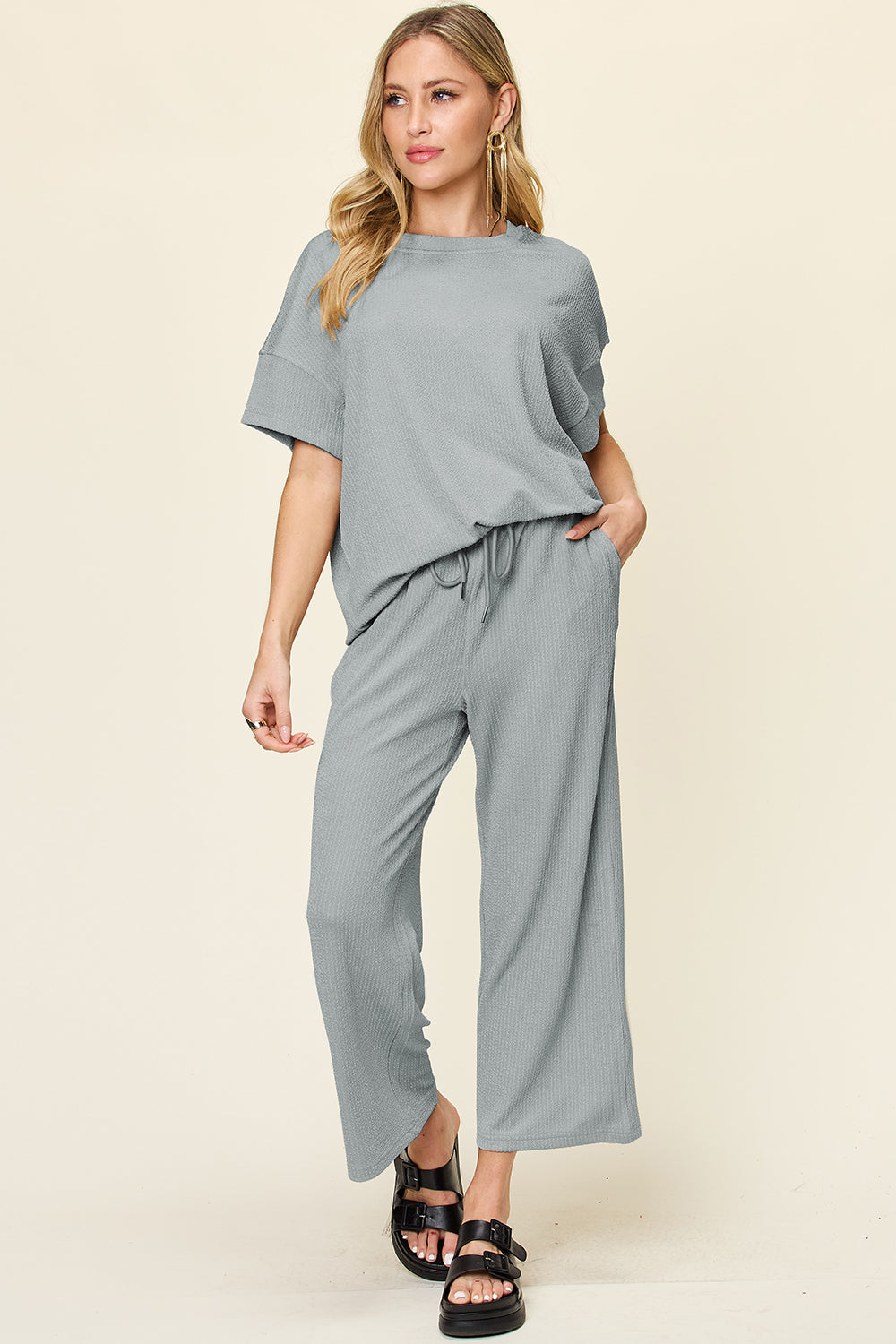 Round Neck Short Sleeve T-Shirt and Wide Leg Pants