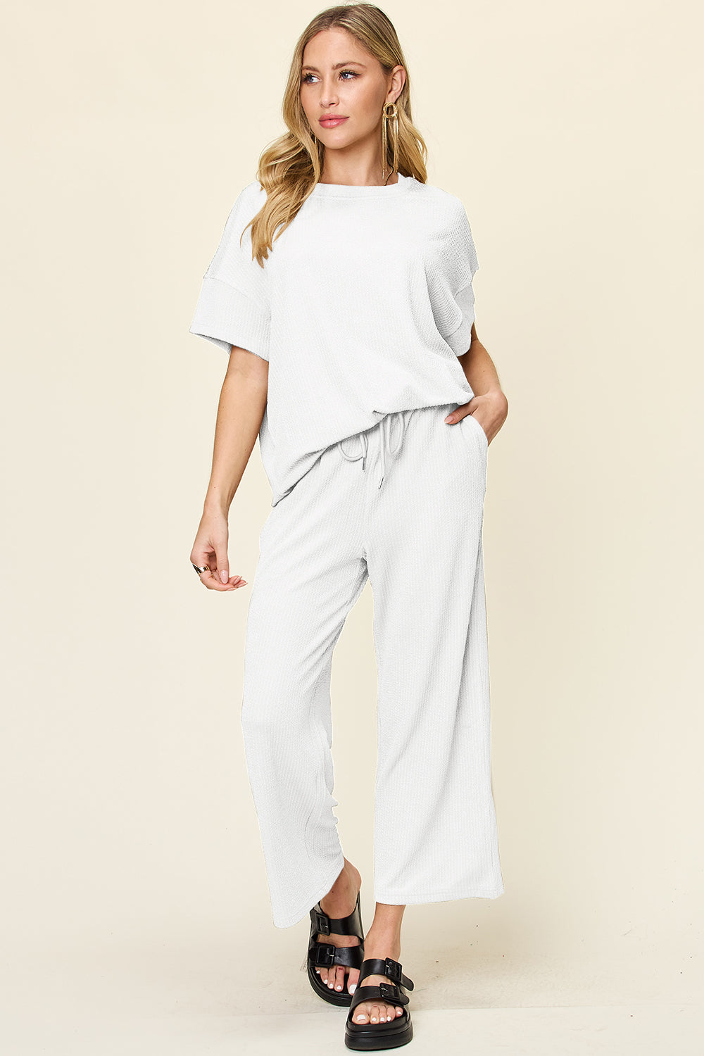 Round Neck Short Sleeve T-Shirt and Wide Leg Pants