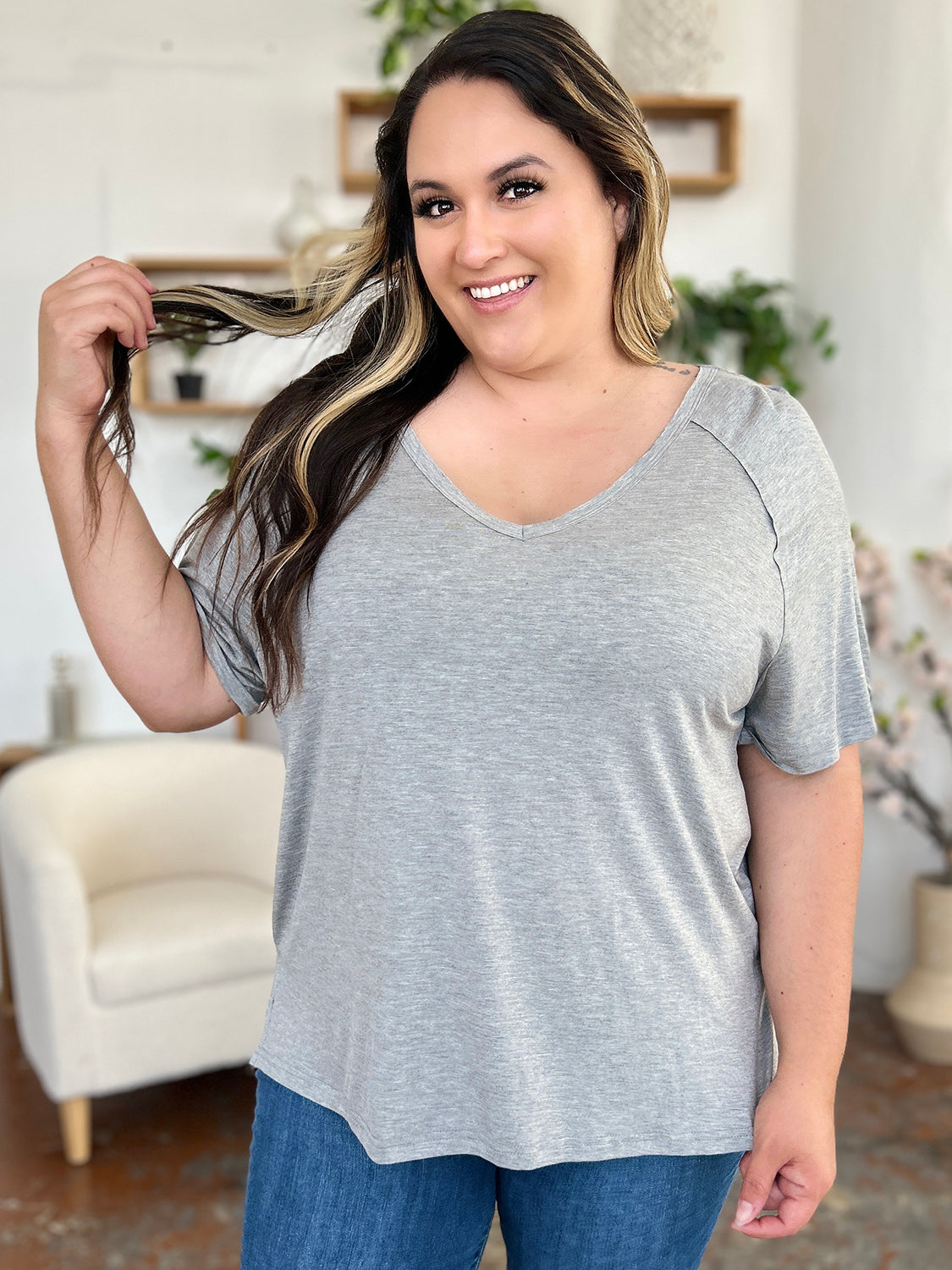 Slit V-Neck Short Sleeve T-Shirt/ Bamboo Fiber