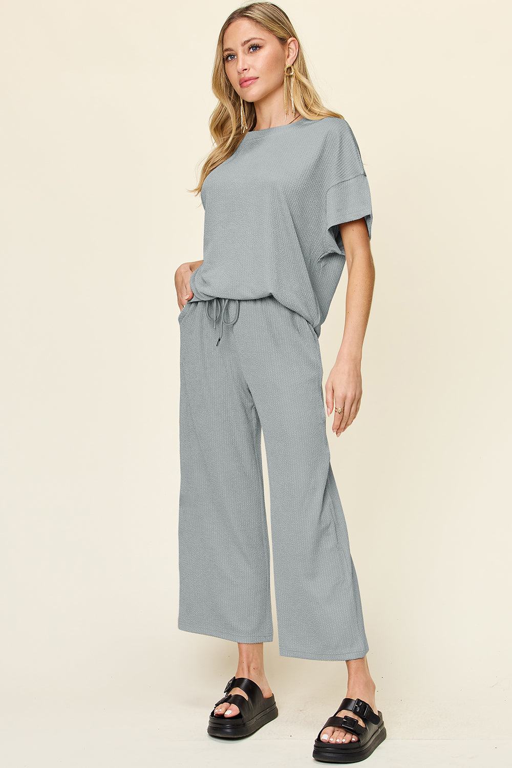 Round Neck Short Sleeve T-Shirt and Wide Leg Pants